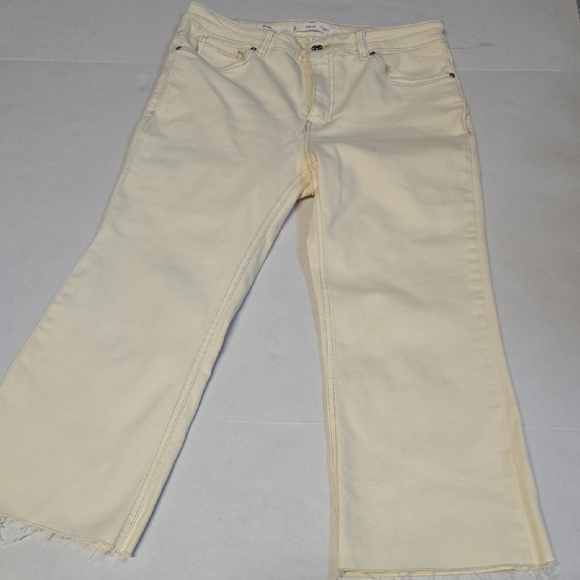 MNG Mango Jeans Off White 100% Cotton Denim Women’s 8 Cutoff - Picture 1 of 3